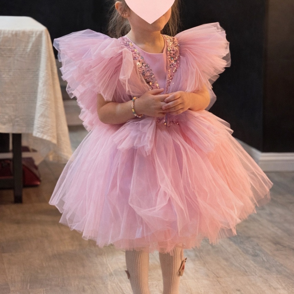 💗 Adorable Princess Dress – Size 3–4 Years